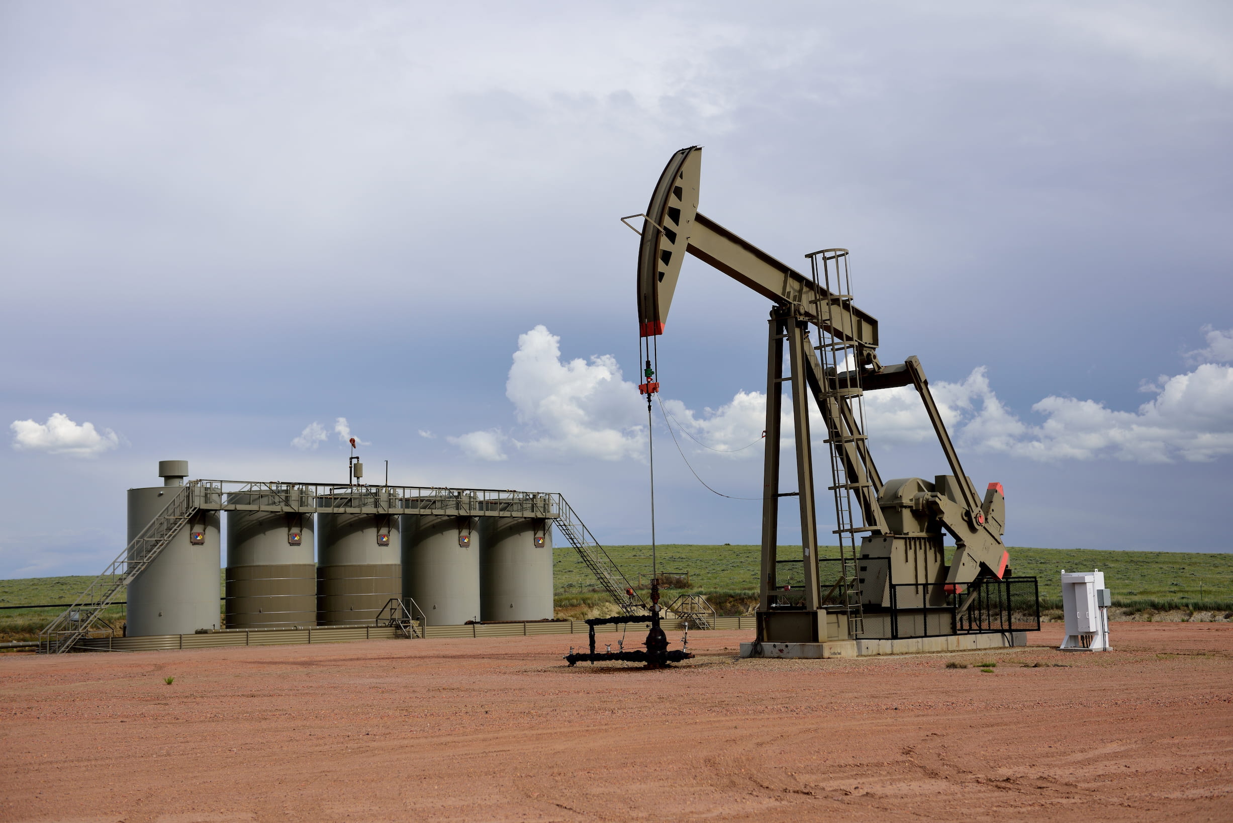 Gas flow sensors help monitor flow at both high and low velocities, making them ideally suited for vent gas monitoring at oil and gas well sites